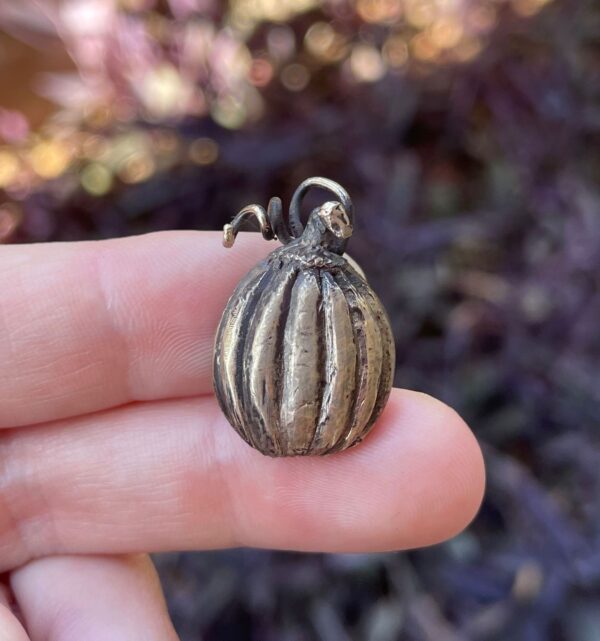 Pumpkin Charm Carving